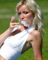 Smoking Bitch - pic-08